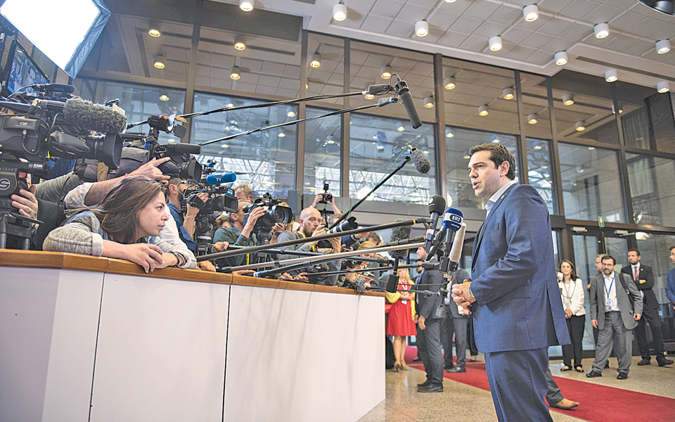 υπό-mind-control-ο-αλ-τσίπρας-το-βράδυ-της-συνόδ-2093963