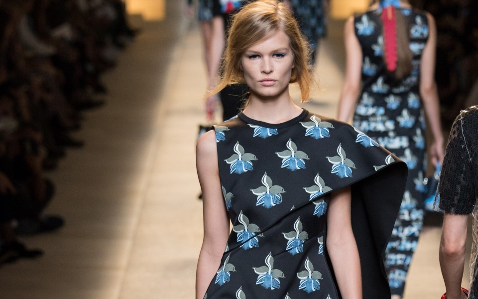 mini-φόρεμα-3-κομψοί-συνδυασμοί-2093864