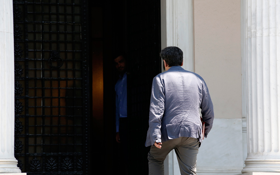 μπαράζ-συσκέψεων-στο-μαξίμου-συνέντ-2093280