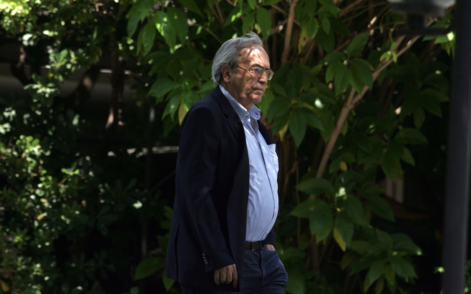 πολιτική-παρέμβαση-για-αει-αγρινίου-2093363