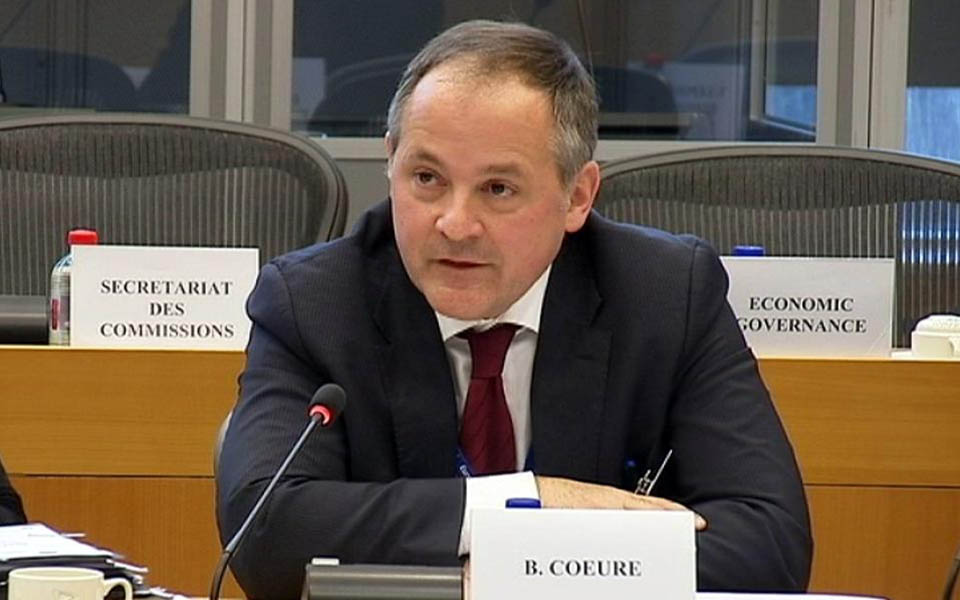 μ-κερέ-η-εκτ-θα-βρει-τρόπους-για-να-πάρε-2091792