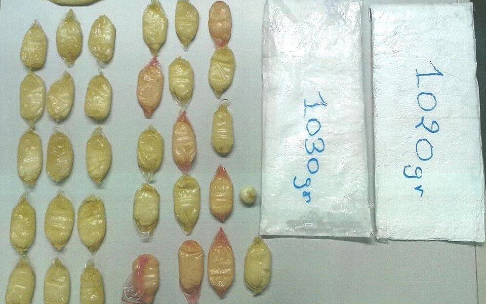 βραζιλιάνος-μετέφερε-υγρή-κοκαΐνη-συ-2092703