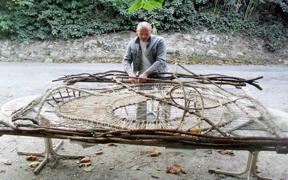 καλλιτέχνης-στο-δάσος-2095551