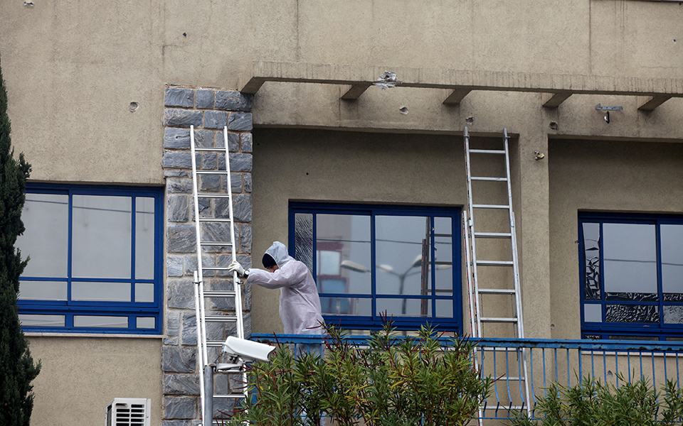 υποπτο-κιβώτιο-στην-πρεσβεία-του-ισρα-2093259