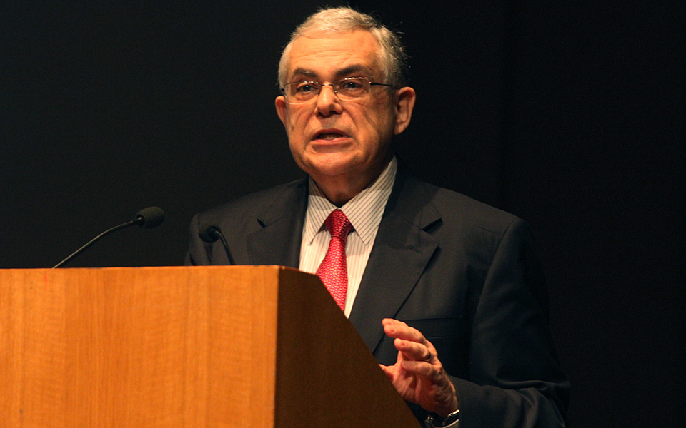 λ-παπαδήμος-το-δημοψήφισμα-έχει-καθορ-2091705