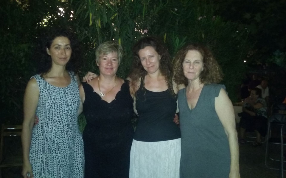 ποίηση-και-γιασεμί-στο-σπίτι-των-αρχα-2094812