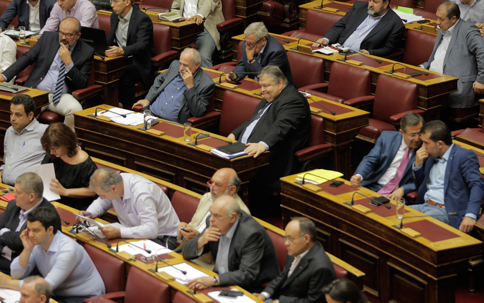 οι-αριστεροί-είναι-πιο-έξυπνοι-οι-δεξι-2093381