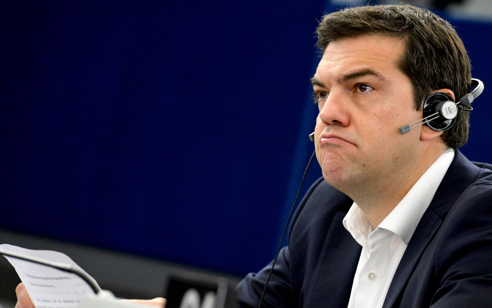 η-φάρσα-υποχωρεί-το-σχέδιο-προβάλλει-2092481