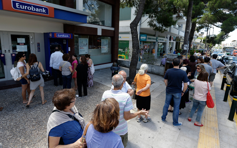ανησυχία-για-τις-τραπεζικές-καταθέσε-2091867