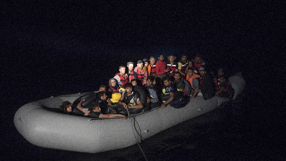 τούρκοι-διακινητές-πλημμυρίζουν-το-α-2093136