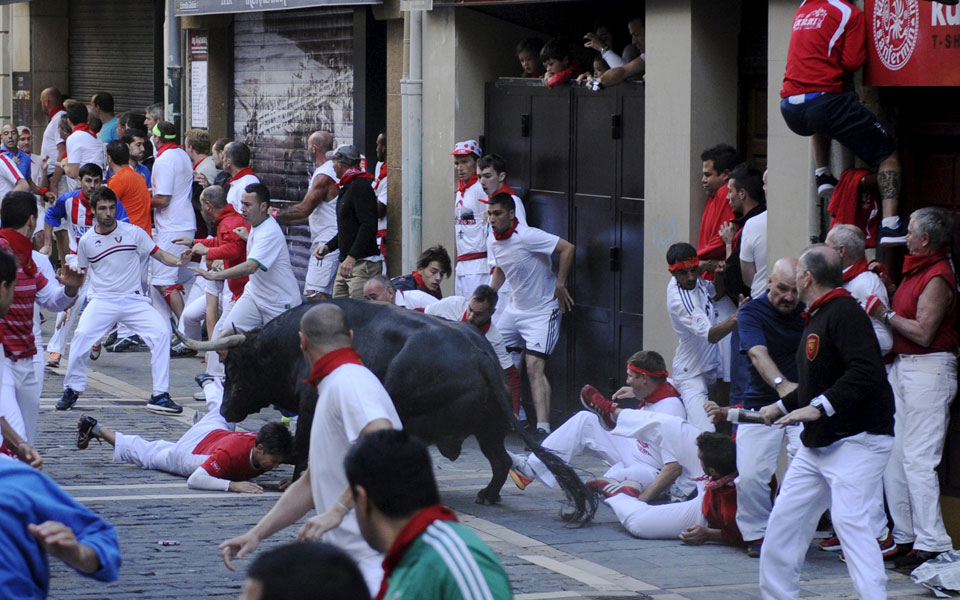 πέντε-τραυματίες-στην-παμπλόνα-2092598