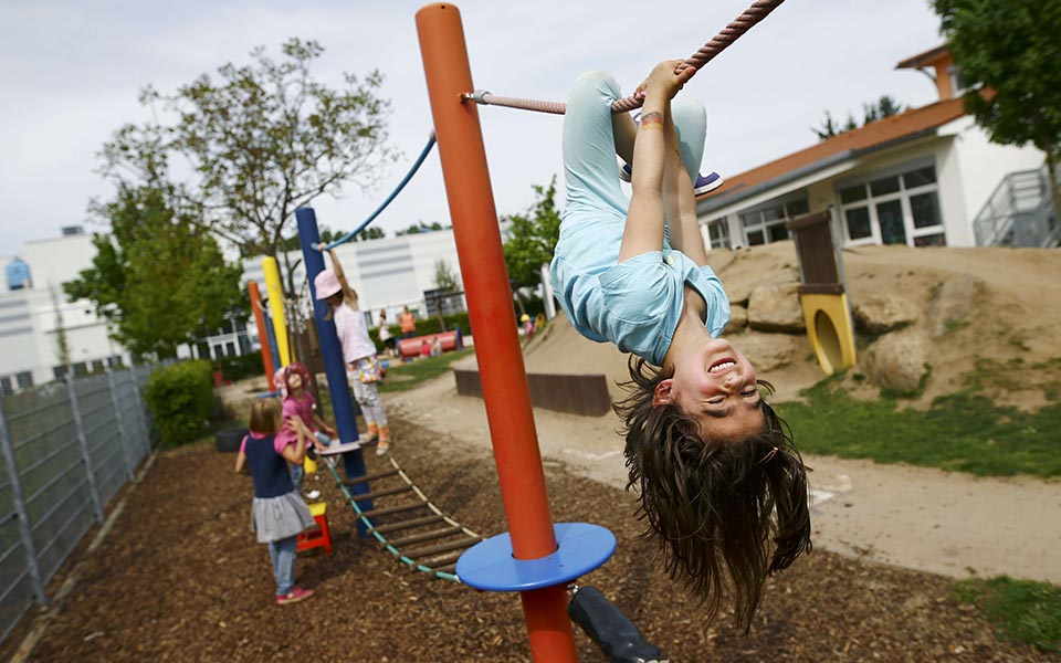 στην-παιδική-χαρά-2094327