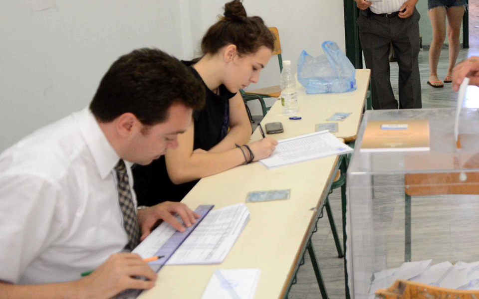 πολλοί-ψηφοφόροι-είχαν-αποβιώσει-2091898