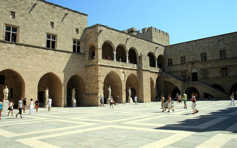 ρόδος-κρυμμένα-μεσαιωνικά-μυστικά-2093840