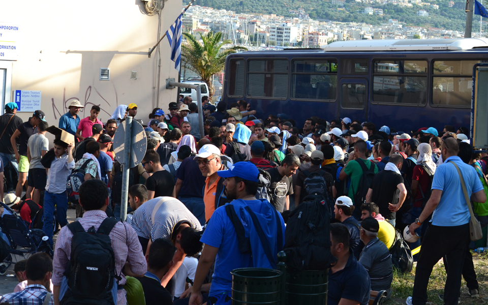 οι-έλεγχοι-δεν-αναχαιτίζουν-τις-ροές-μ-2092411