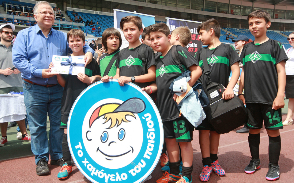 το-χαμόγελο-του-παιδιού-σε-οικονομι-2094994