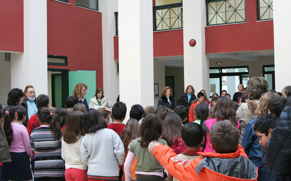 πολλή-αγάπη-θλίψη-και-η-υπόσχεση-ότι-το-2096989