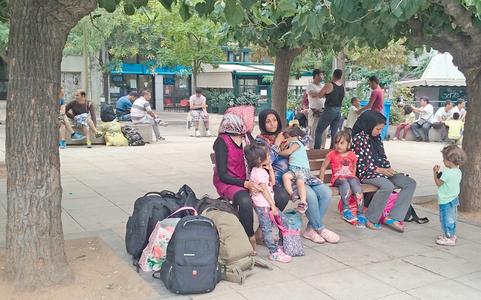 αμεσα-τα-κονδύλια-για-μετανάστες-2097351