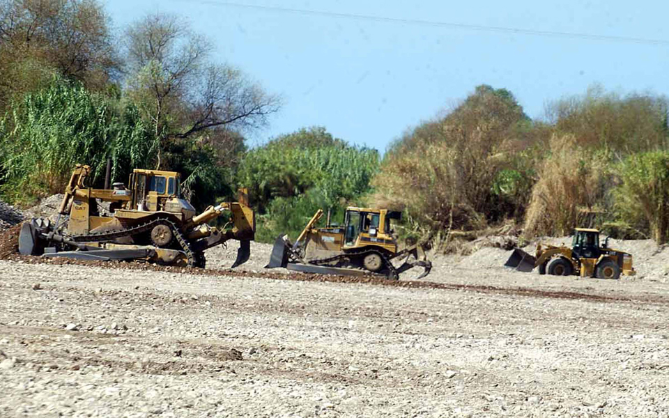 καθαρισμός-της-κοίτης-της-νέδα-για-αντ-2098251
