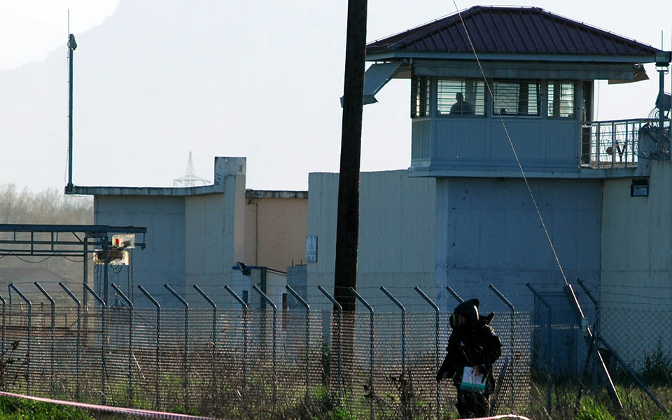 συμπλοκές-στις-φυλακές-τρικάλων-2097870