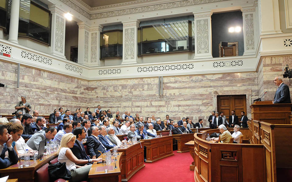 νδ-άστοχες-οι-δηλώσεις-περί-συγκρότησ-2097976