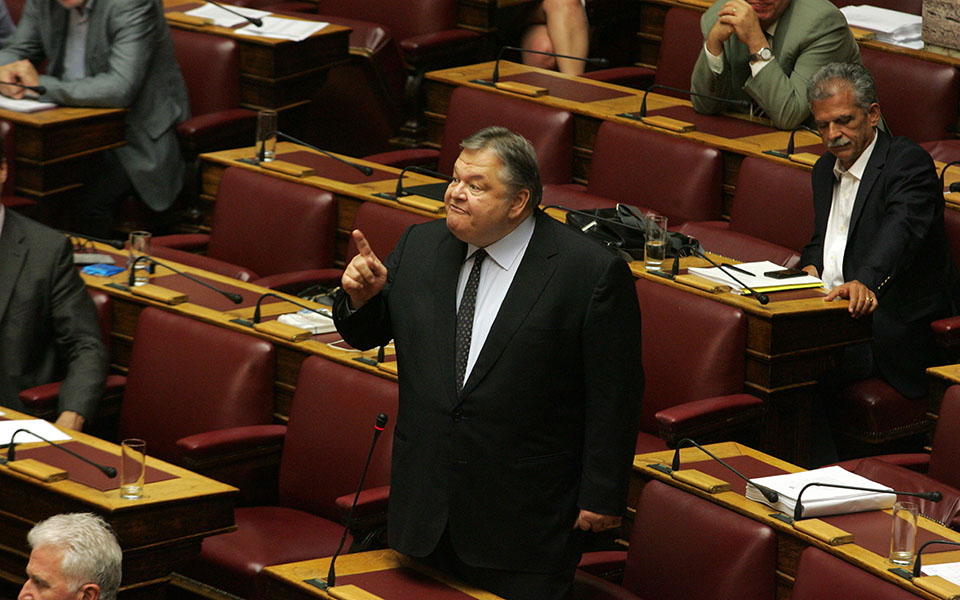 βενιζέλος-η-κωνσταντοπούλου-αντιβαί-2096650