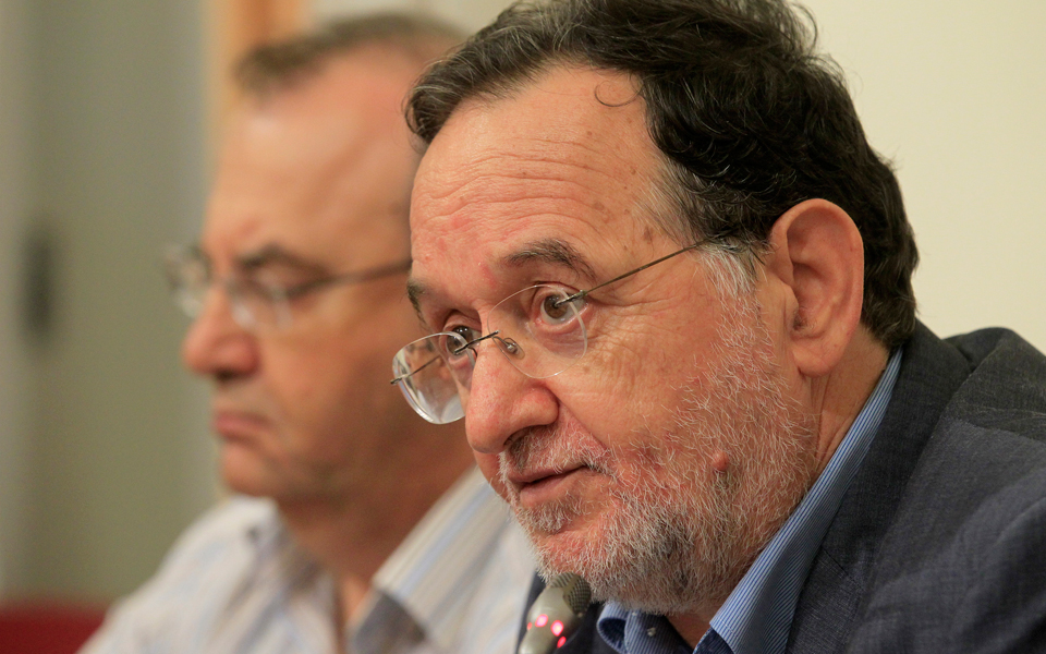 κόμμα-λαφαζάνη-με-25-βουλευτές-2098148