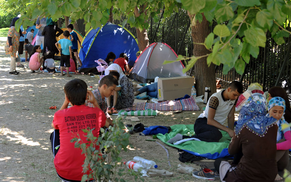 ευρεία-σύσκεψη-για-το-ζήτημα-των-μεταν-2096529