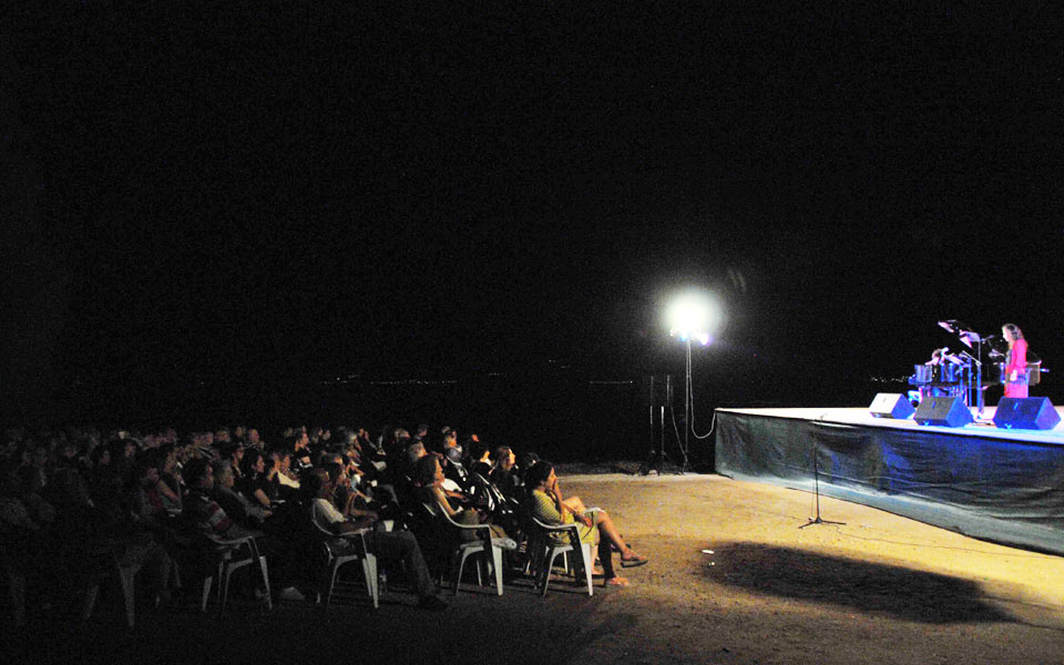 γκλουκ-και-μότσαρτ-στην-καλοκαιρινή-α-2097950