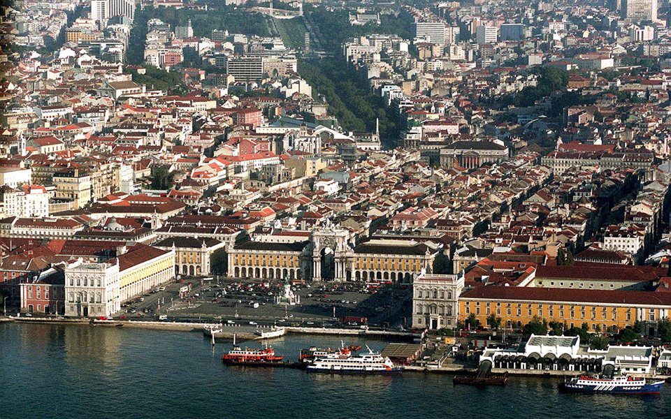 η-πορτογαλία-ενισχύει-το-πρόγραμμα-χ-2099150