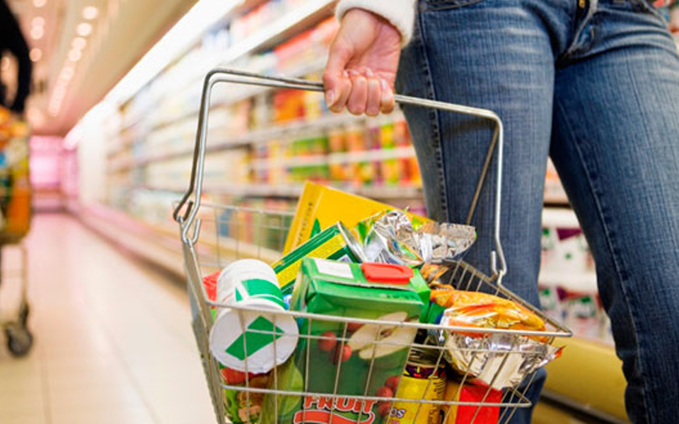 αγγλία-υψηλή-ζήτηση-από-σούπερ-μάρκετ-2099140