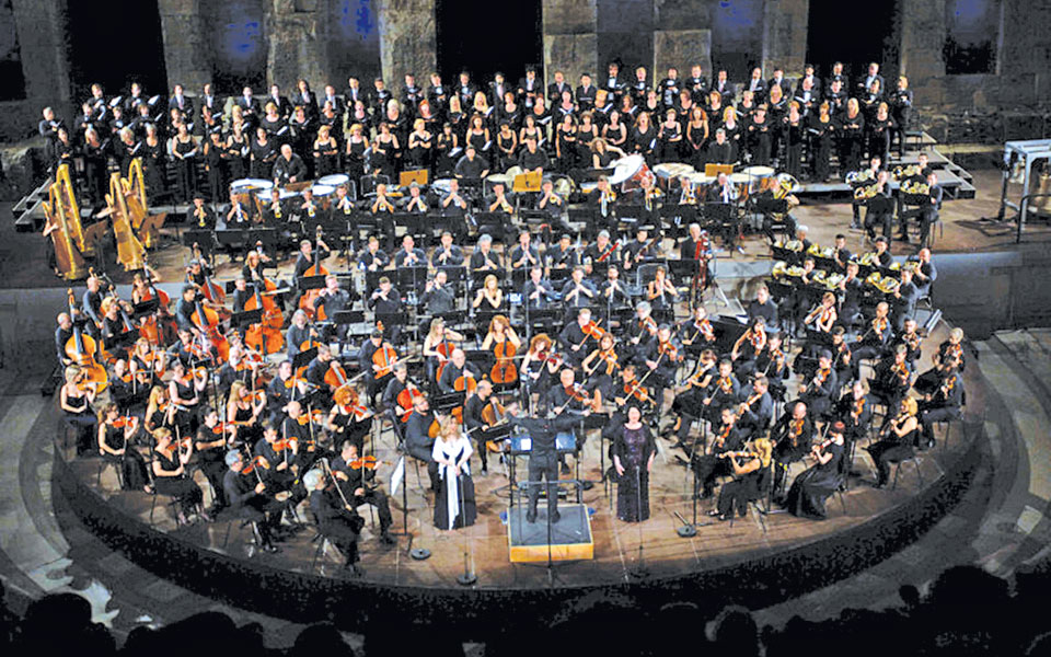 αριες-από-όπερες-και-οπερέτες-με-την-κρ-2098822