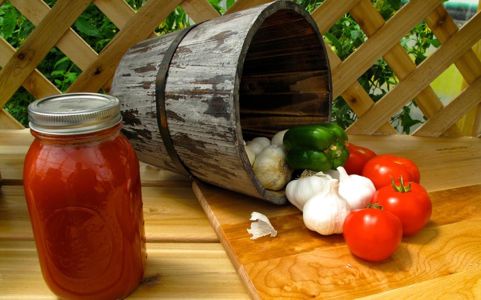 φάρμακο-η-μεσογειακή-διατροφή-2100341