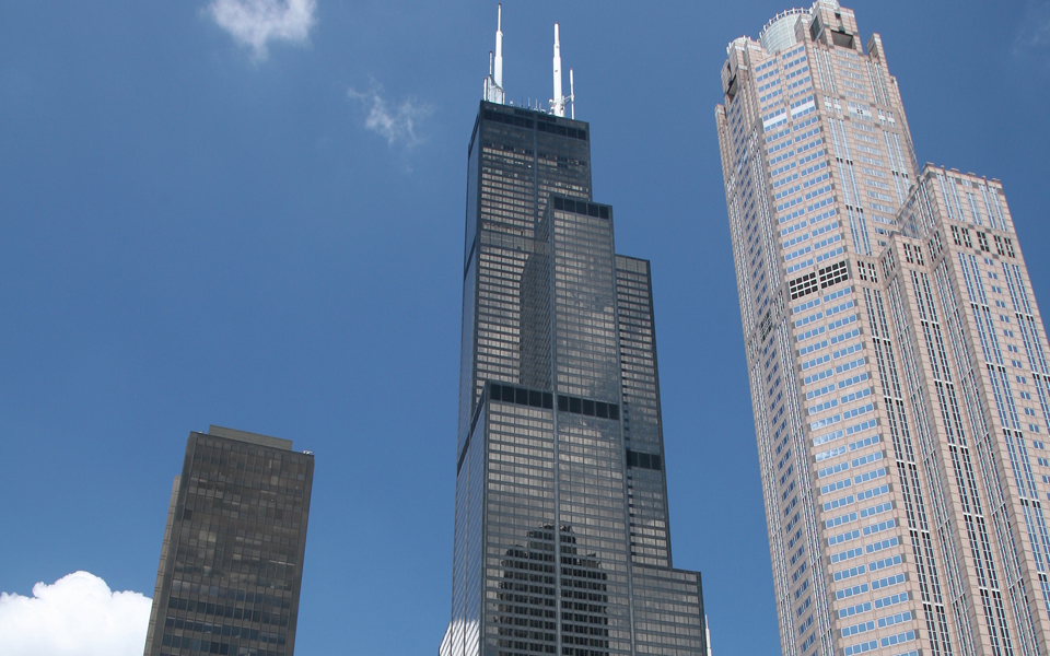 σε-πτώση-οι-μετοχές-των-εταιρειών-παρο-2100079