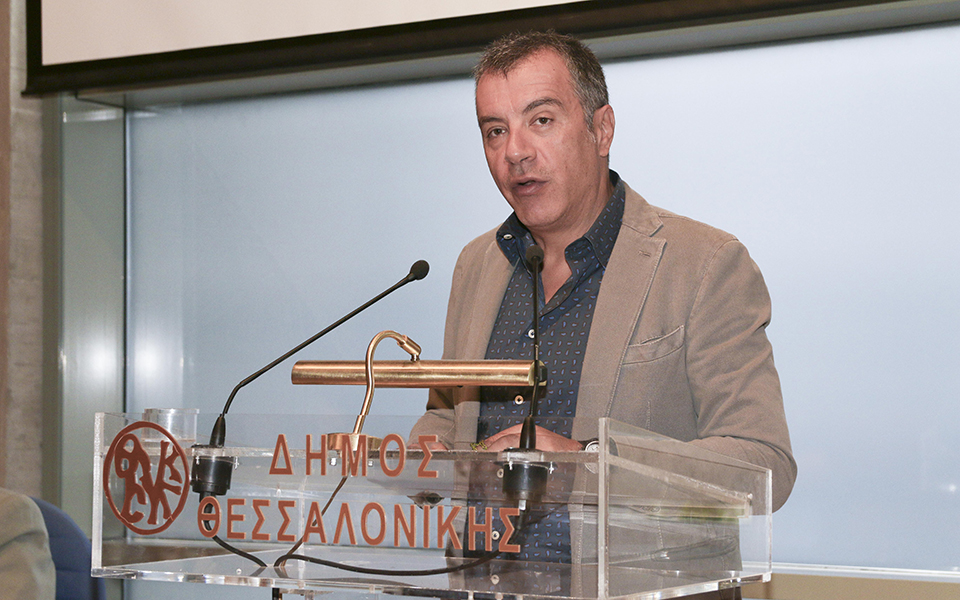 στ-θεοδωράκης-δεν-θα-συμμετάσχω-σε-αυτ-2103828