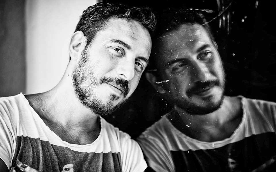 ενα-εικοσιτετράωρο-με-τον-σκηνοθέτη-ε-2102875