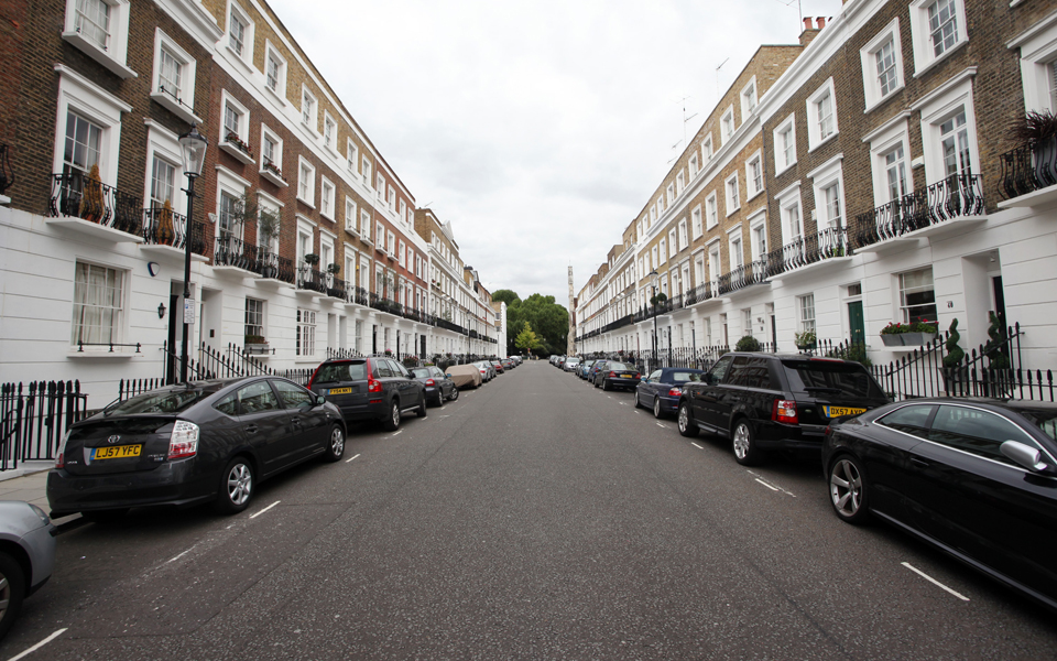 οι-επενδυτές-στρέφονται-στην-παγκόσμ-2103279