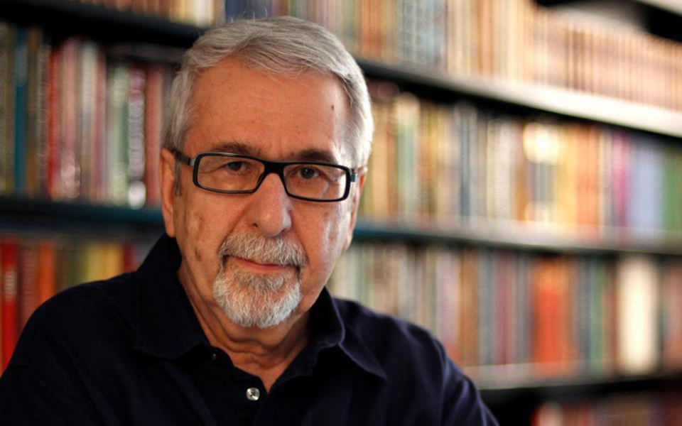 τα-πολλά-πράγματα-που-είναι-ο-νίκος-δήμ-2103607