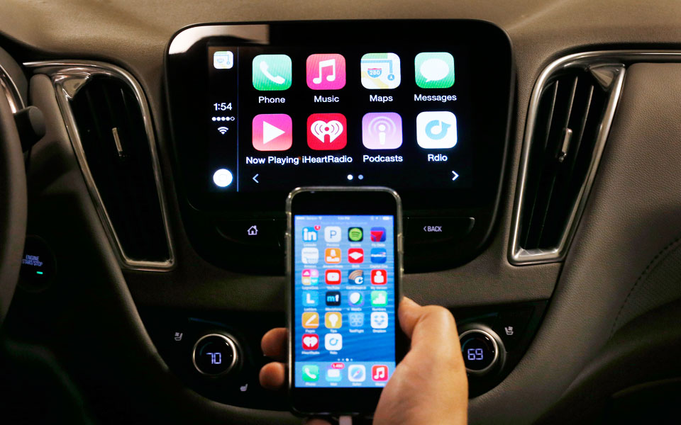 ηλεκτροκίνητο-αυτοκίνητο-σχεδιάζει-2102642