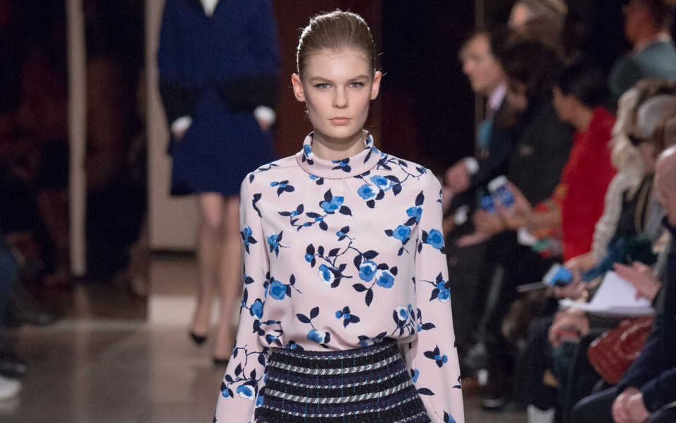 μοντέρνα-tops-για-κομψές-εμφανίσεις-2100455