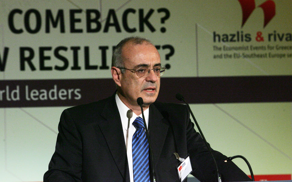 εσφαξε-με-το-βαμβάκι-τον-παλιό-του-προϊ-2101636