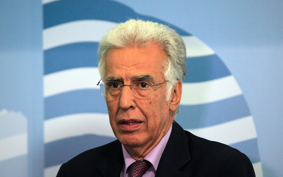 στ-θεοδωράκης-με-διαμαντούρο-στο-επικ-2100360