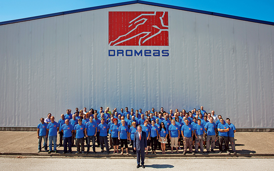 ο-α-παπαπαναγιώτου-προμηθεύει-με-ελλη-2101353