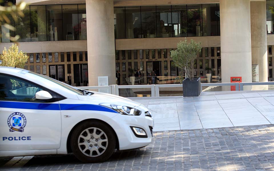 ανήλικοι-ρομά-συνελήφθησαν-για-σύστα-2100295