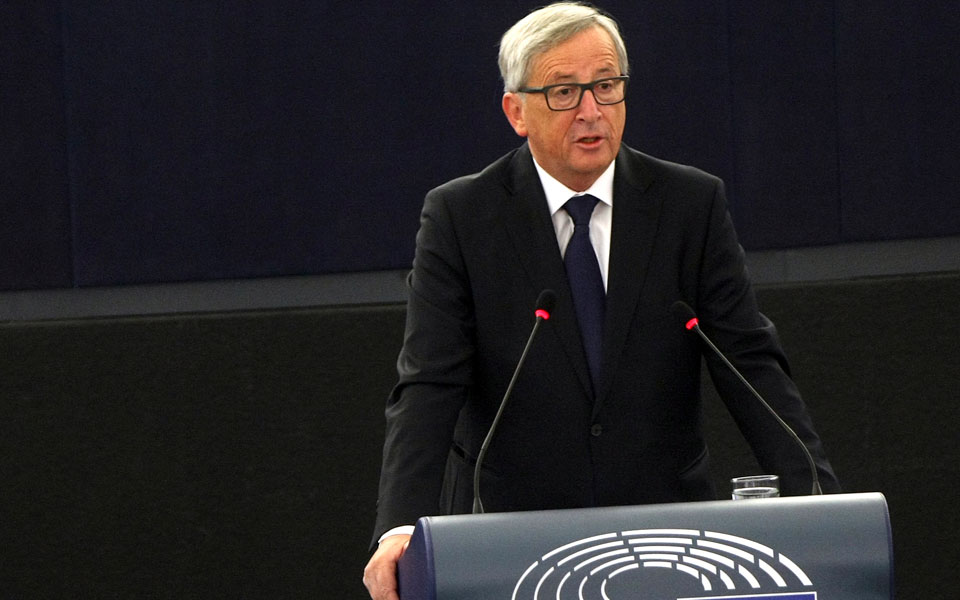 αυστηρή-προειδοποίηση-γιουνκέρ-για-ε-2100671