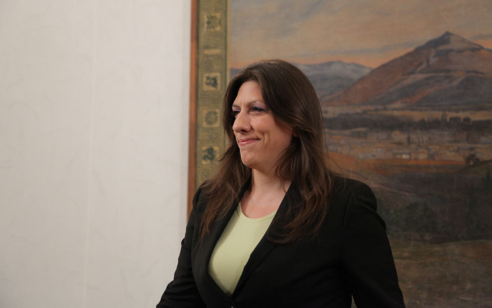 η-άλλη-όψη-της-τυπολατρίας-2102663