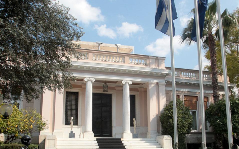 επιτελεία-στα-πρόθυρα-νευρικής-κρίση-2100143