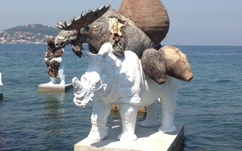 ενα-σαφάρι-τέχνης-με-κρυμμένα-έργα-σ-2099903