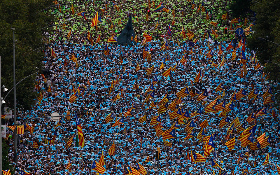 διχασμένοι-προς-τις-κάλπες-οι-καταλαν-2101266