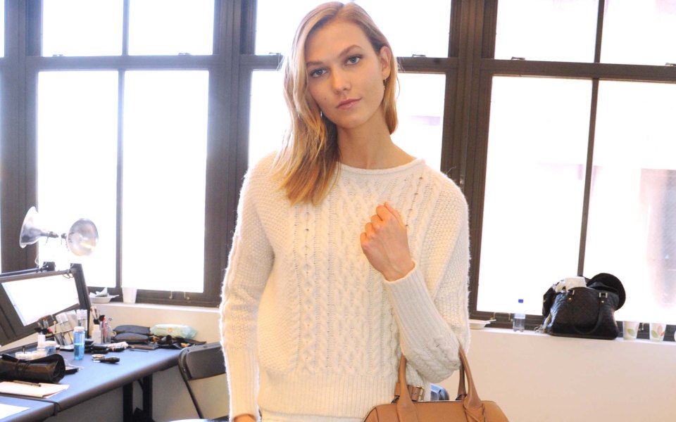 στα-παρασκήνια-της-nyfw-με-την-karlie-kloss-2101872